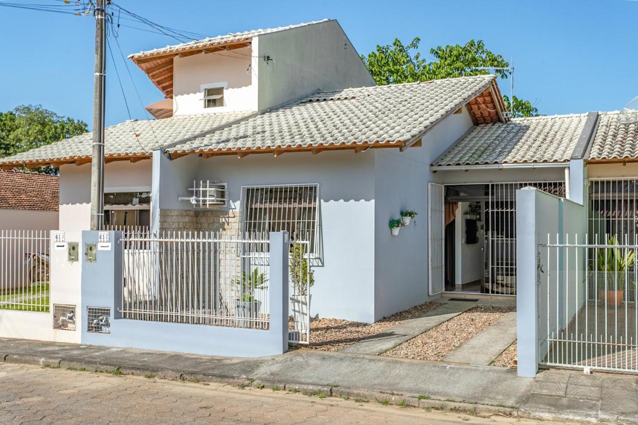 Linda Casa A 150M Da Praia E Prox Ao Beto Carrero ペーニャ エクステリア 写真